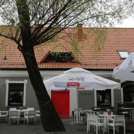 Pod Zamkiem Πανδοχείο